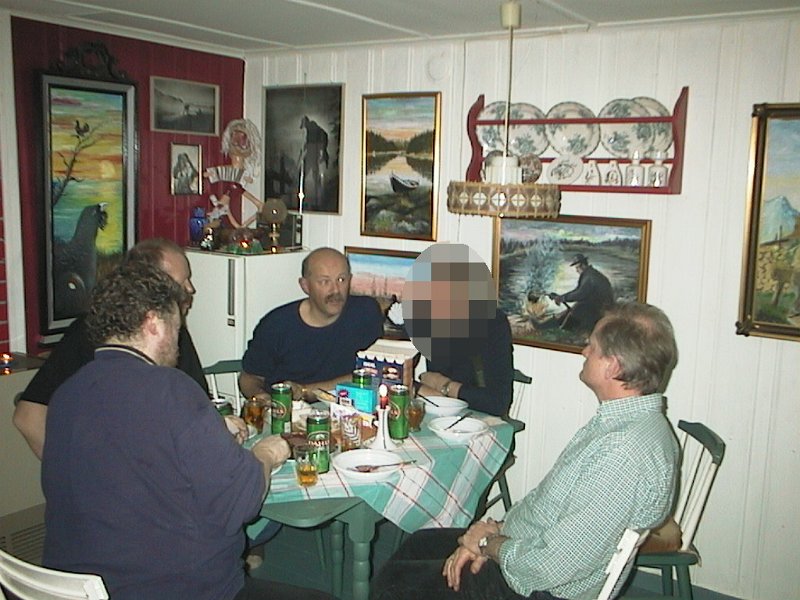 AUT_2052.JPG - Bergulgruppens eneste Årsmøte med to gjesteberguler; Bernt Ravlum t.v og Jan Rynning t.h