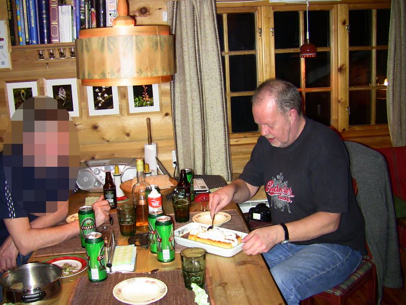 IMG_0492.JPG - Det var karamellpudding til dessert