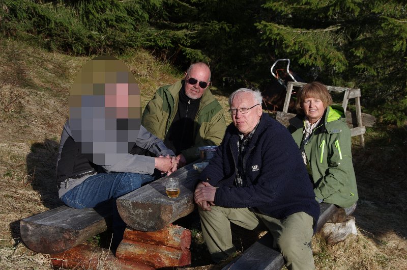 IMGP0262.JPG - Berguler trenger gjerne solid møblement