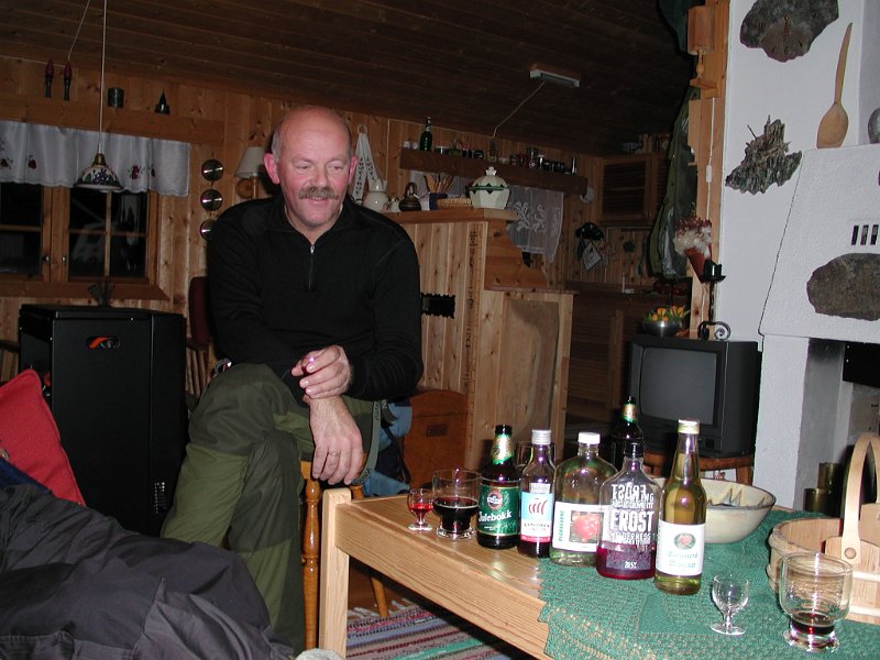 EPSN0002.JPG - Det skorta itj på assortert utvalg i drekkvara