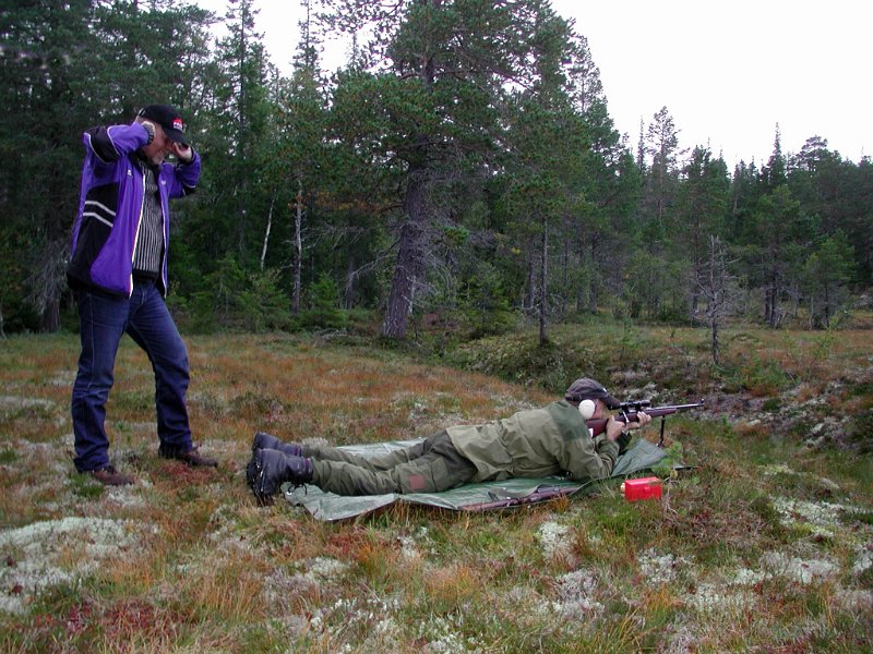 Epsn0003.jpg - Skytetrening med elgrifle på 100meters hold