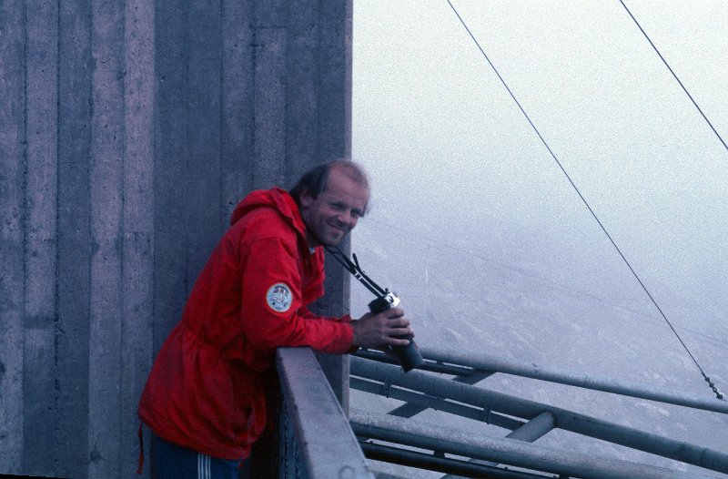 081_19.jpg - Dag oppe ved toppstasjonen